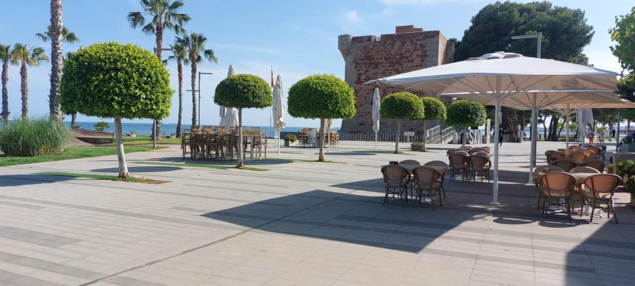 Casa Adosada Gran Avenida Con Billar بينيكاسّين المظهر الخارجي الصورة